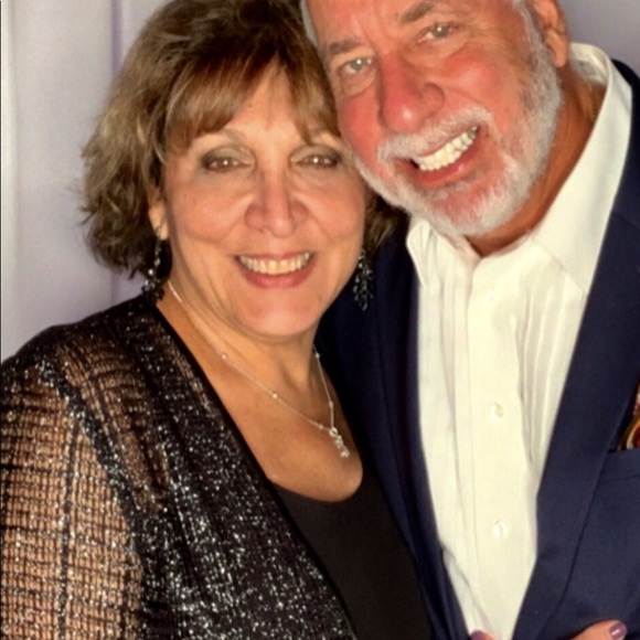 Meet your Posher, Andrea - Picture 1 of 1